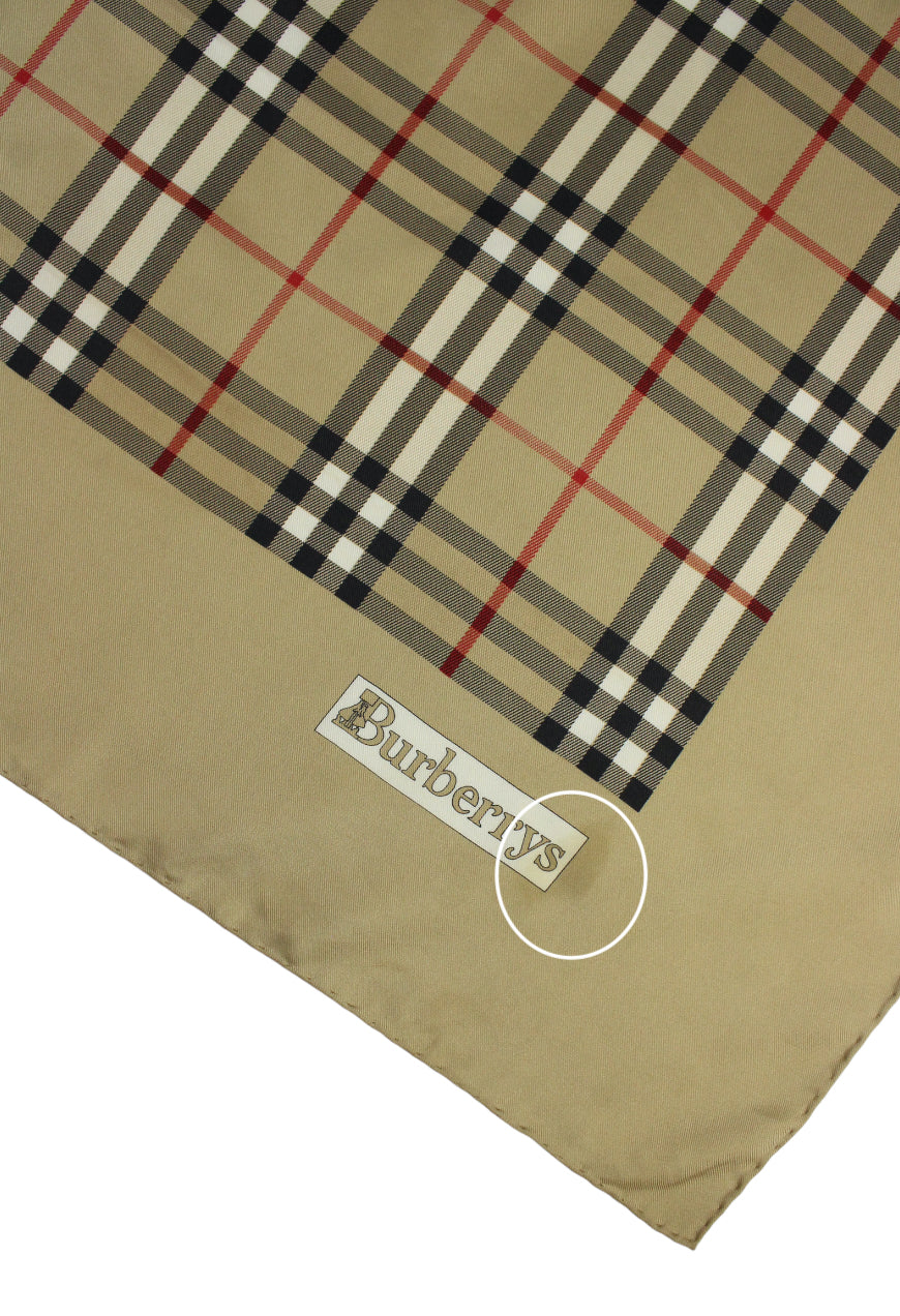 Burberry Foulard in seta fantasia check - Garage! Laboratorio Vintage