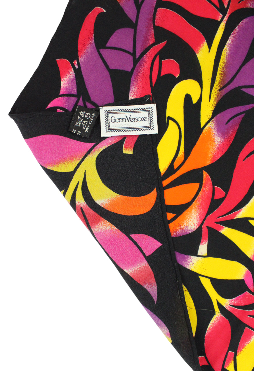 Versace Foulard in seta multicolor con logo - foulard